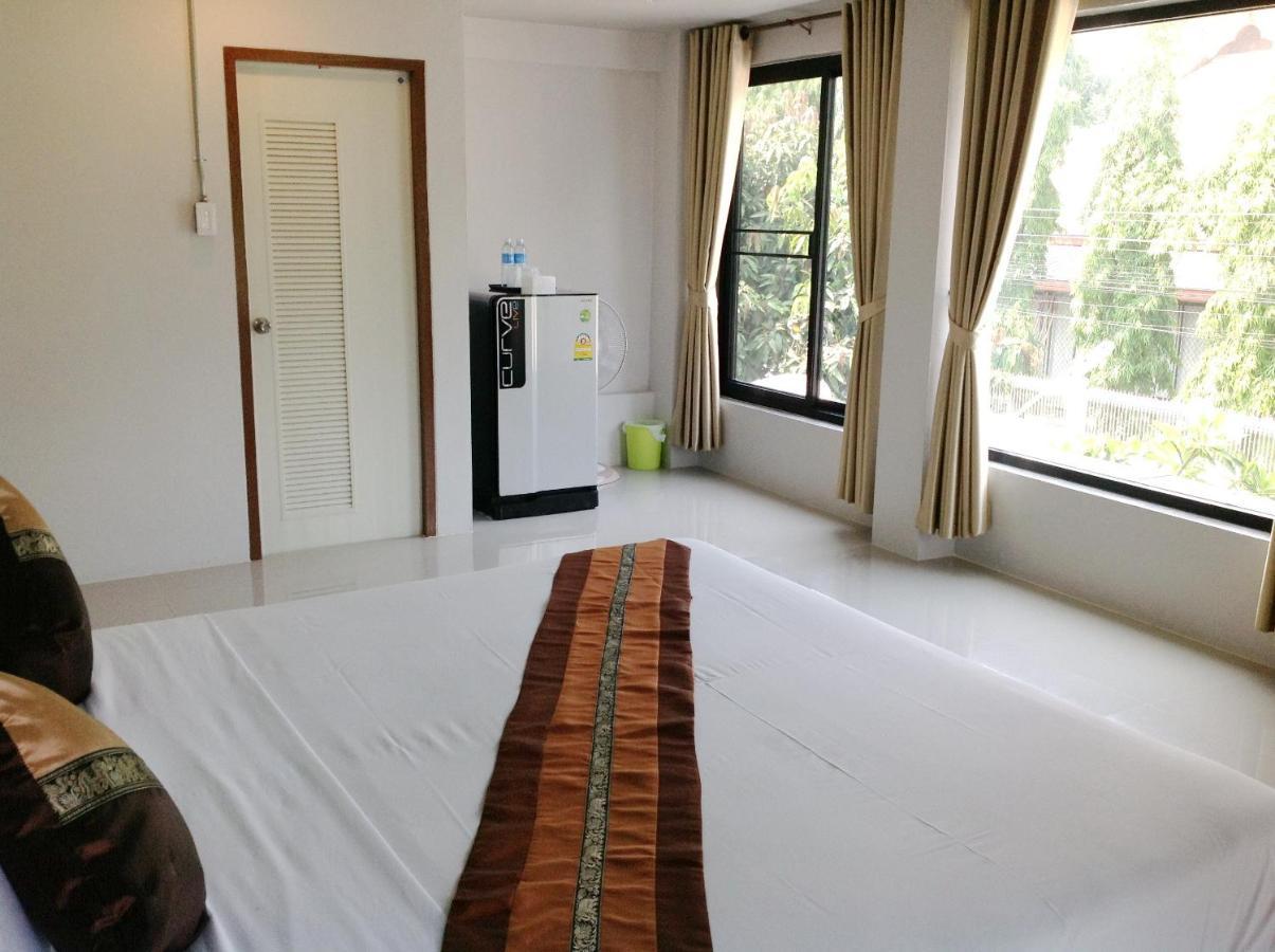City Ratsada Lampang Rum bild